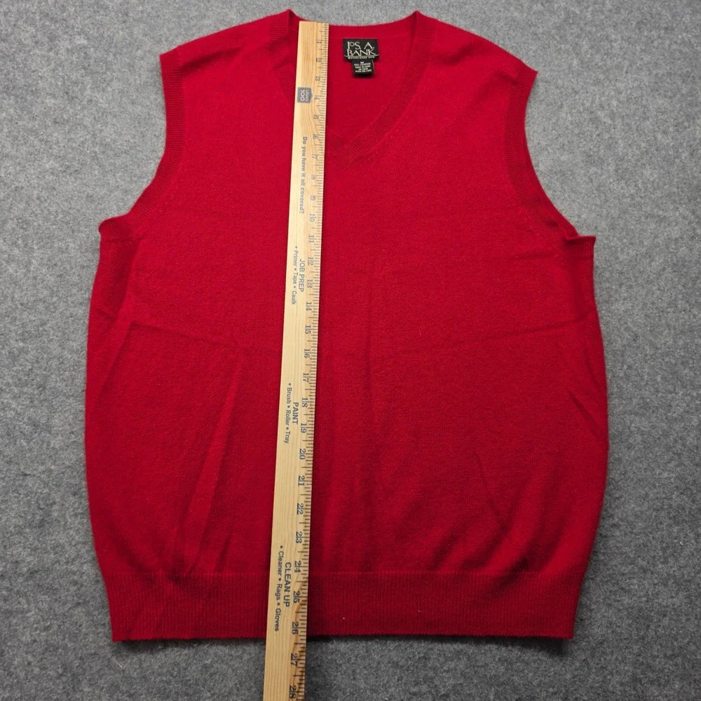 Jos. A. Bank Red 100% Cashmere V-Neck Sweater Vest Mens Medium